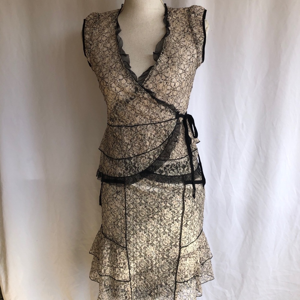 True meaning 2 pc set. *PRICE PER PIECE*